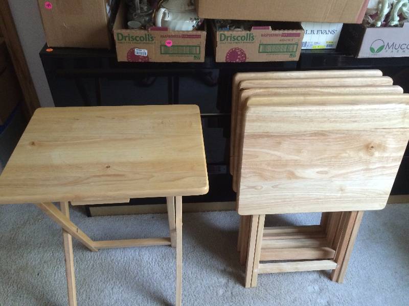lot 241 image: Six TV Trays