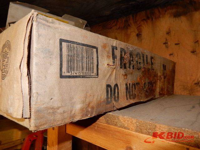 Sets of Emergency Markers, Triangles.. 2 new in the box.