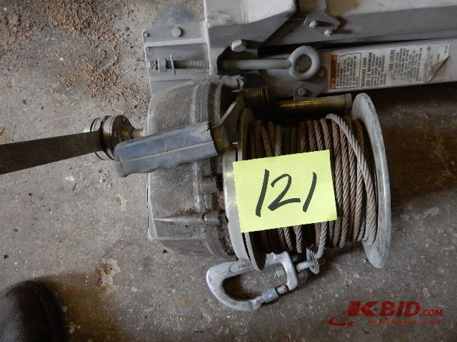 Tripod Human Hoist with Winch