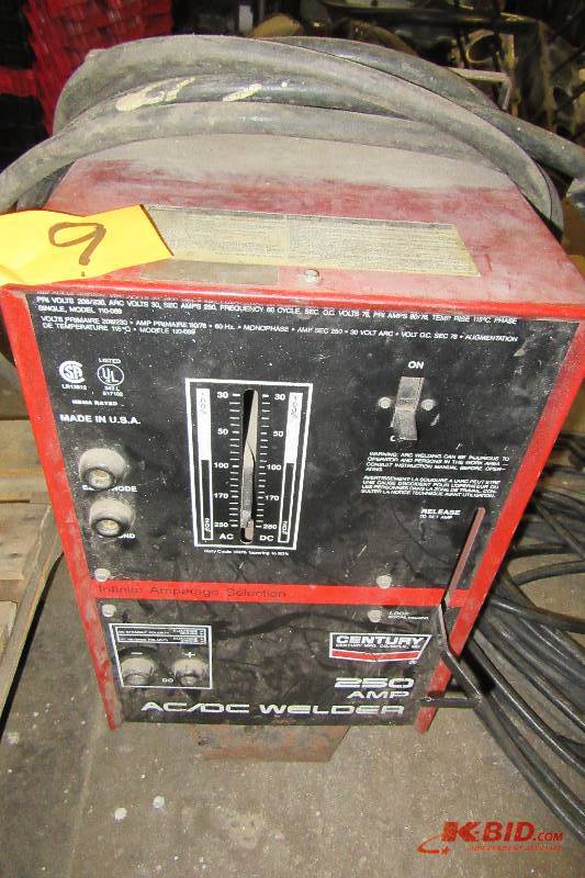 CENTURY ACDC Welder