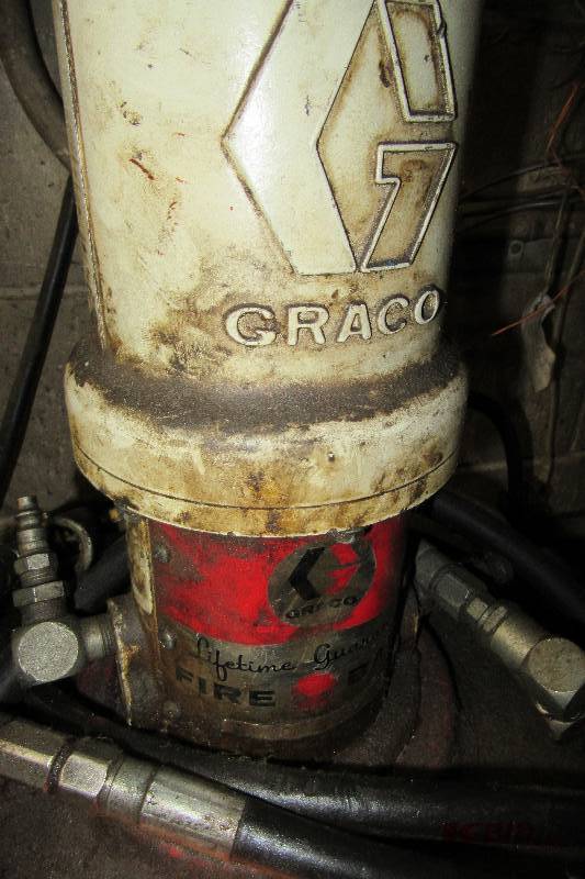GRACO Hydraulic Grease Cart