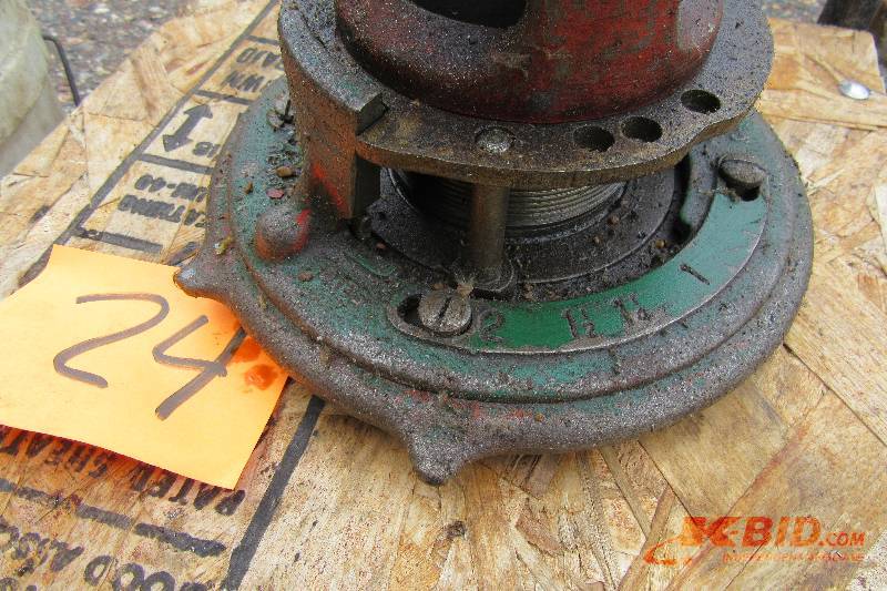 Ridgid, 1 to 2 in Pipe Threader