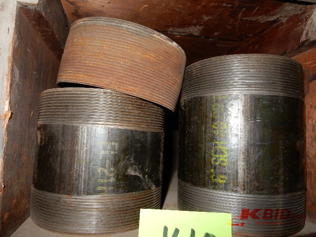 6 12 in Cast Elbows, Lifting Lug, 4 12 in nipples, plugs