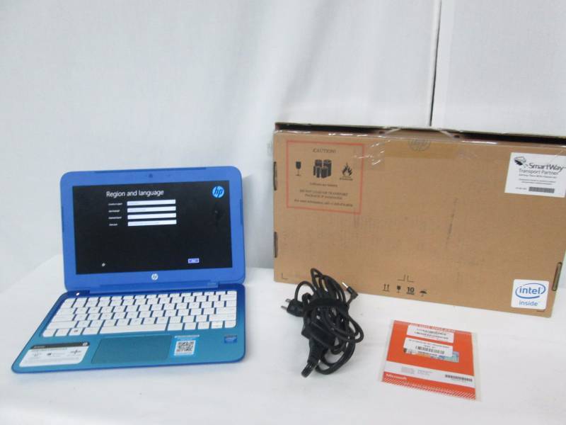 HP 11.6 2GB Windows 8.1 Laptop