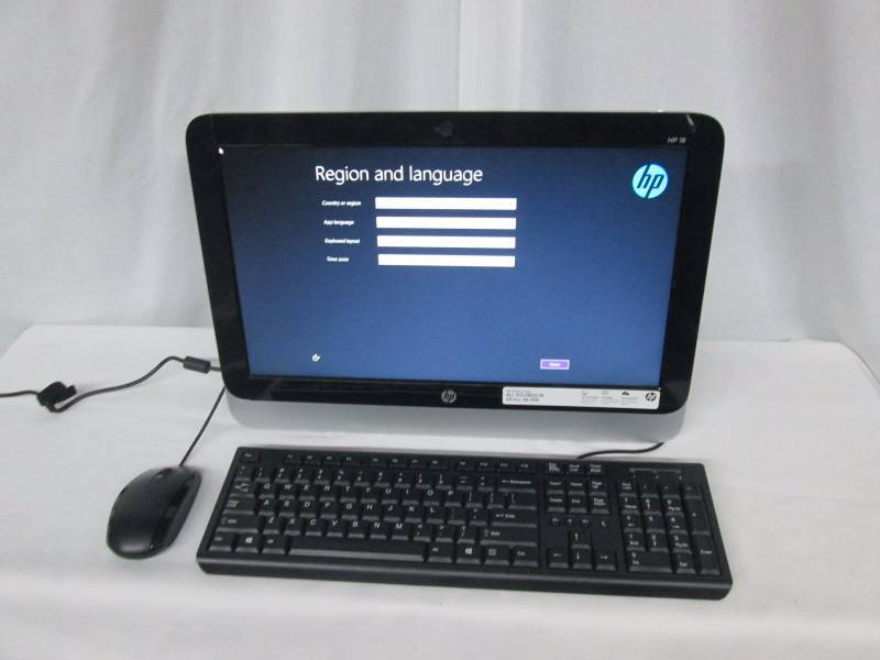 HP 18.5 All-in-One Windows 8.1 Desktop Computer