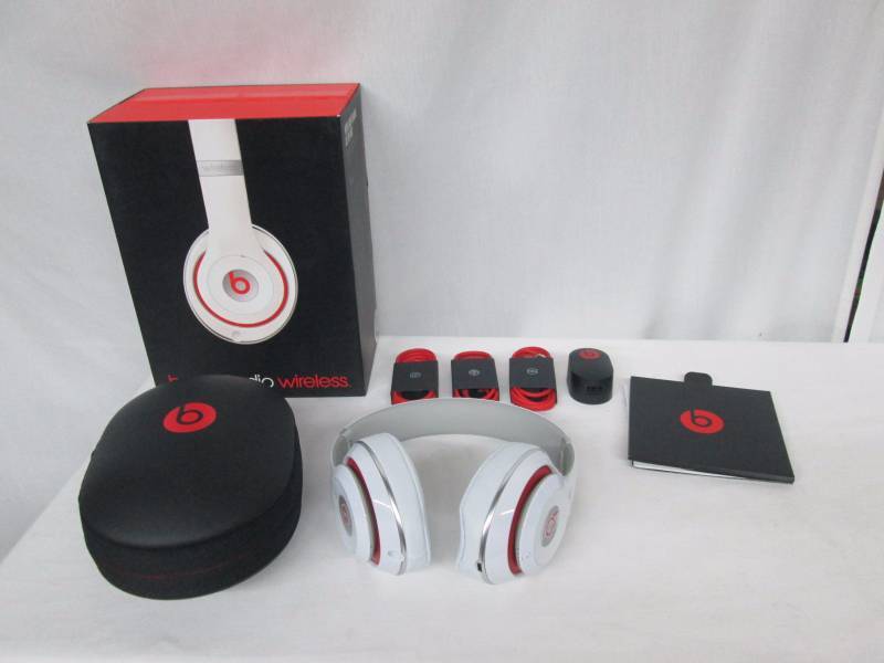 Beats by Dr. Dre Studio Wireless Headphones