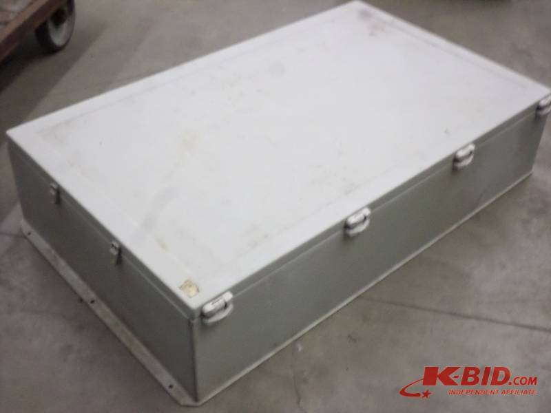 lot 40 image: 36x72 Fiberglass Water-Tight Util...