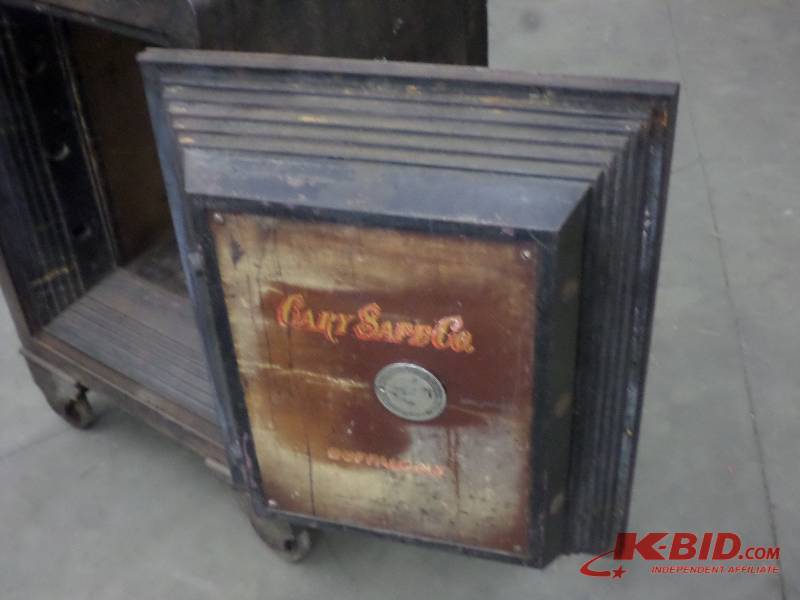 lot 103 image: Antique Cast Iron Gary Sage Co. R...