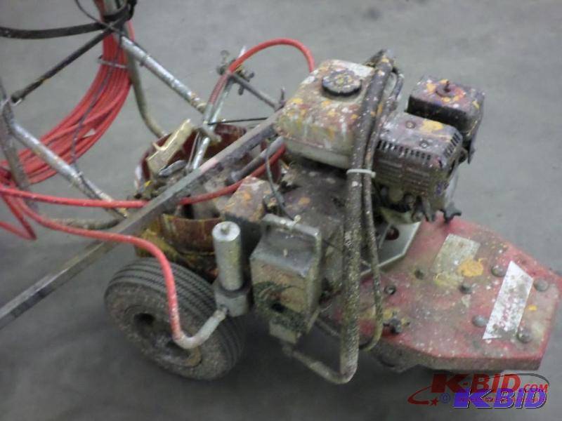 lot 3 image: PowerLine 3100 Professional Marking...