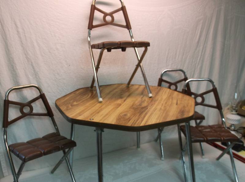 Kids Table