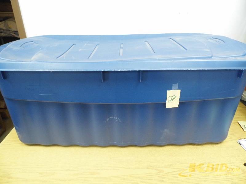 Rubbermaid Tote