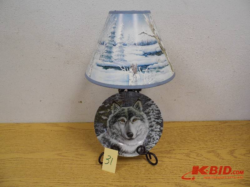 Lamp wWolf Plate