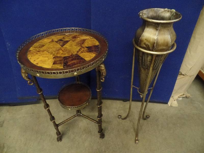 Accent Table & Decorative Piece