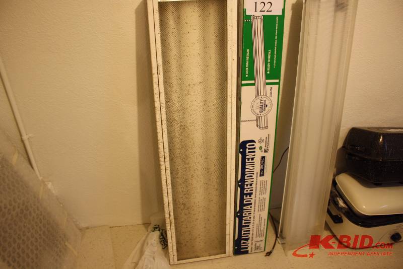 Lot of (3) Fluorescent Lighitng Units & Bulbs.