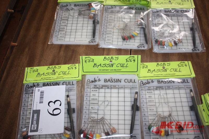 Lot of (6) Bobs Bassin Cull Fishing Items.