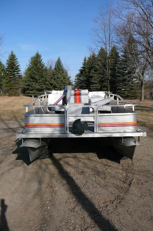 Horse Trailer with Front living 14s