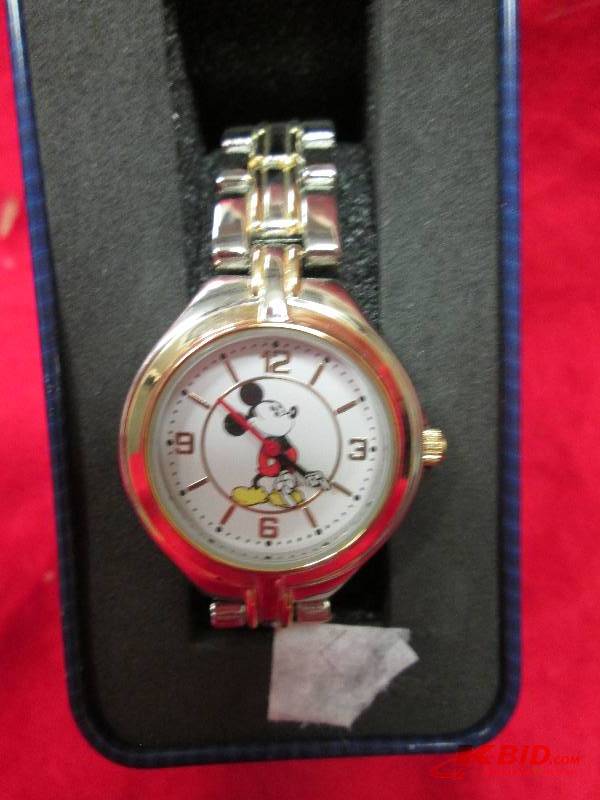 Disney Womens Mickey watch hands a...