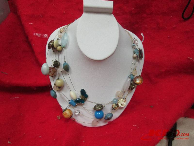 Necklace with different length  of ...