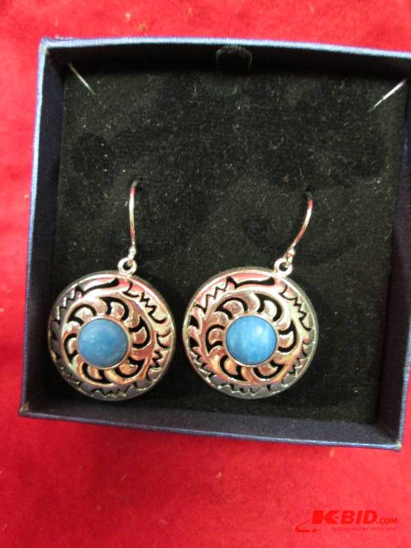 Turquoise earrings...