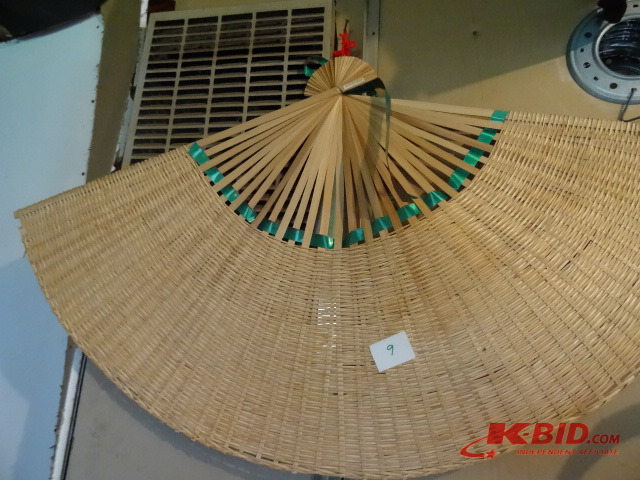 lot 9 image: Wall Fan