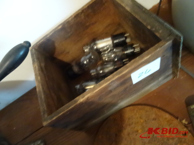 lot 26 image: Radio Tubes