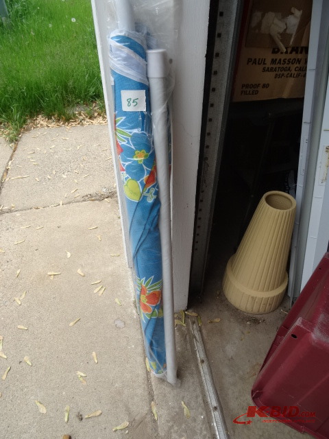 lot 85 image: Umbrella