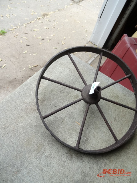 lot 104 image: Wheel