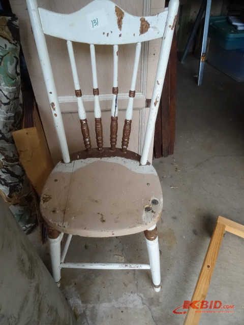 lot 131 image: Chair
