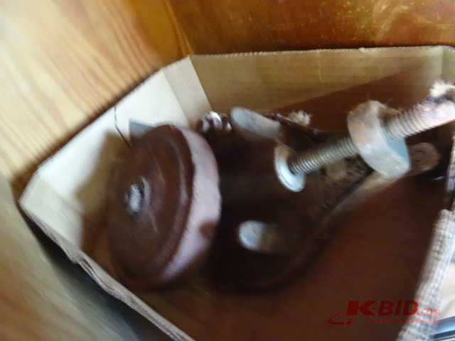 lot 164 image: Grinder