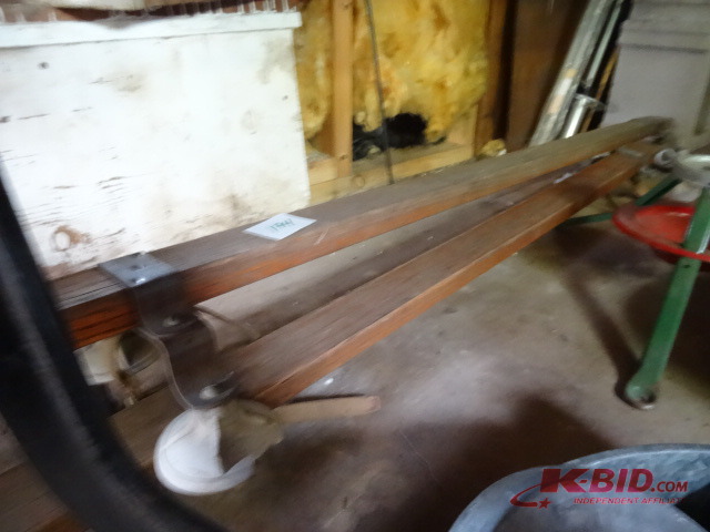 lot 194 image: Luggage Rack