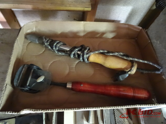 lot 208 image: Soldering Iron