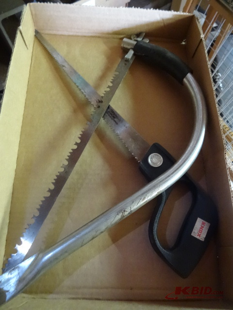 lot 218 image: Saws