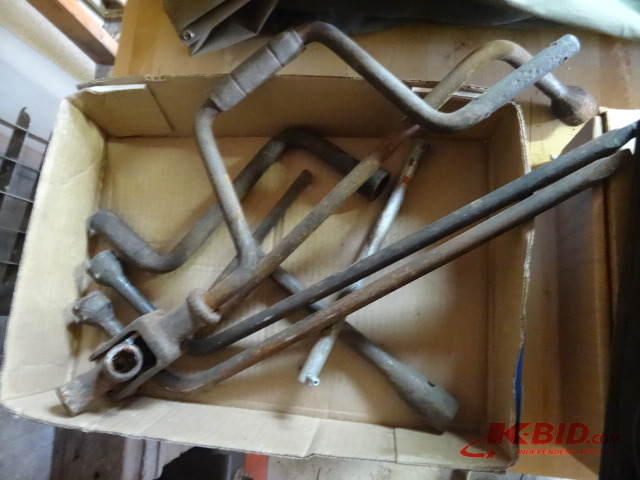 lot 235 image: Wrenches