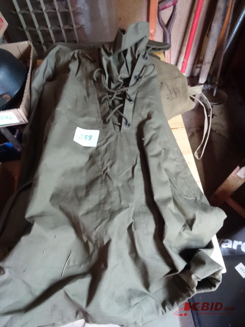 lot 238 image: Military Bag