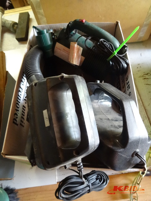 lot 285 image: Hand Vacuum