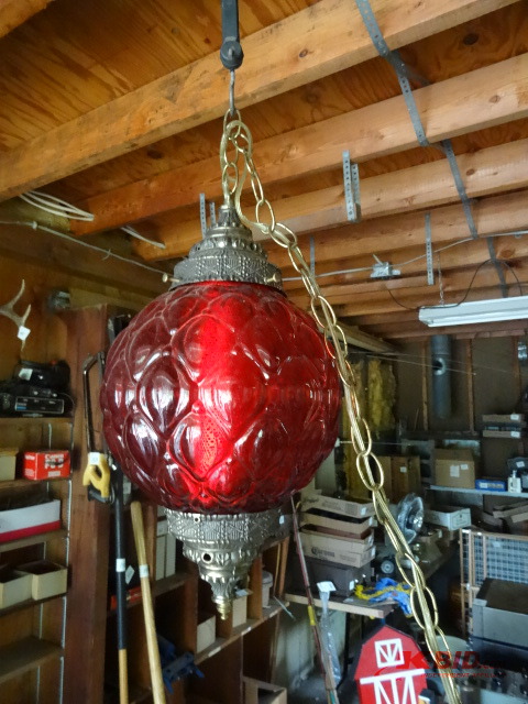 lot 289 image: Ceiling Light