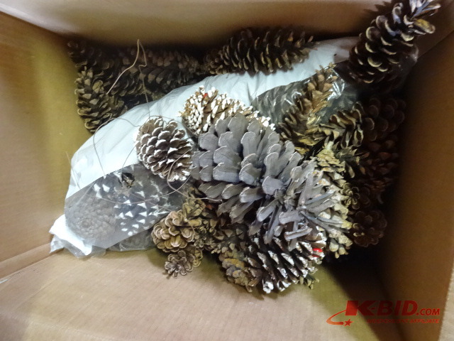 lot 291 image: Pine Cones