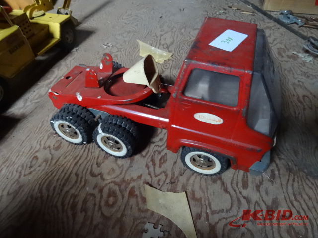 lot 300 image: Tonka