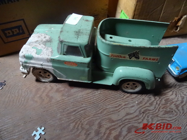 lot 301 image: Tonka