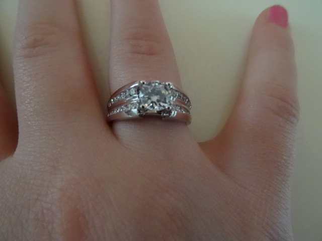 Ladies Engagement Ring