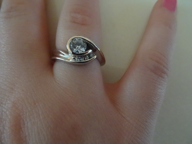 Ladies Engagement Ring