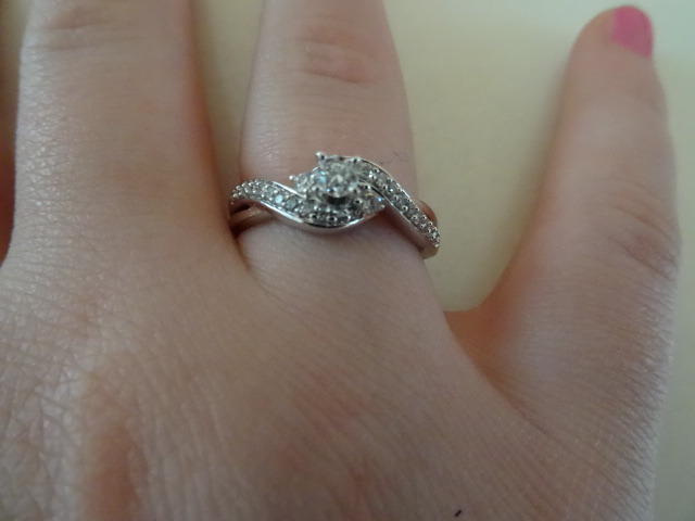 Ladies Engagement Ring