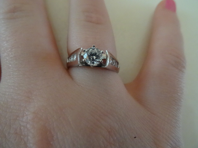 Ladies Engagement Ring