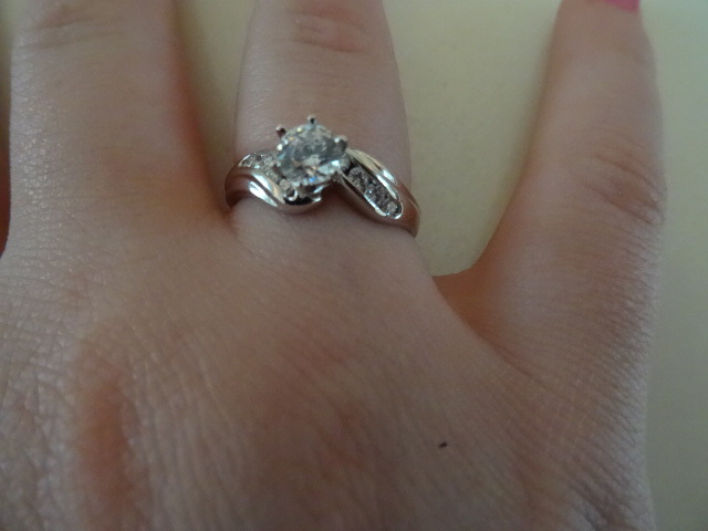 Ladies Engagement Ring
