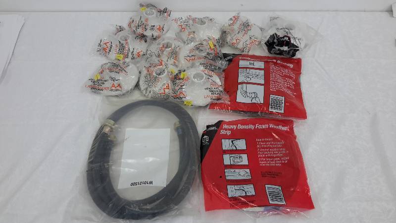 lot 10 image: lampholder, hose, weatherstriping