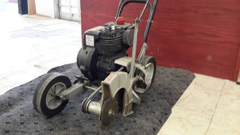 lot 22 image: craftsman power edger