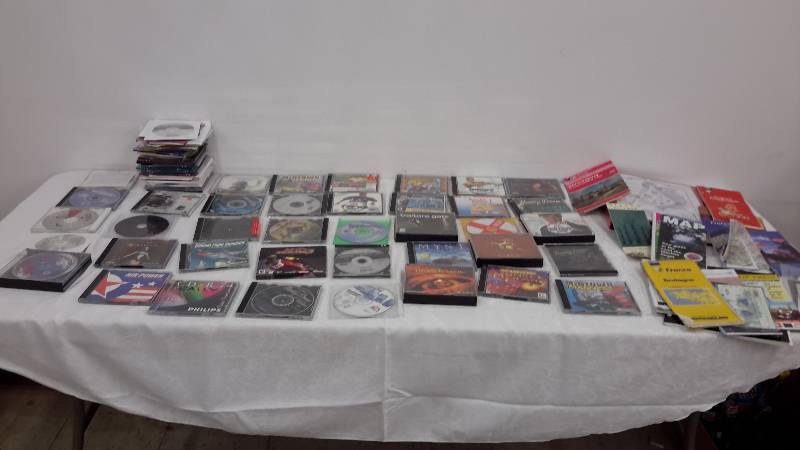 lot 31 image: computer software, music, maps, masonic