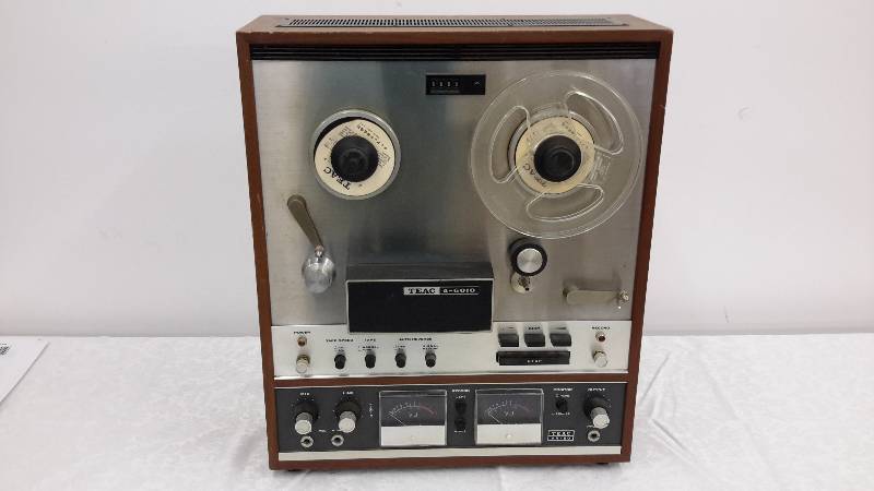 lot 32 image: teac stereo tape recorder