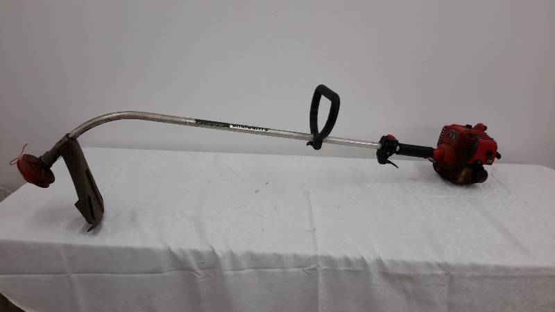 lot 38 image: yard trimmer
