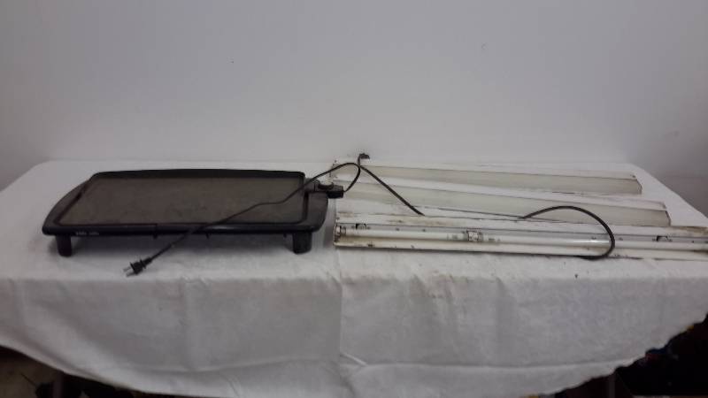 lot 102 image: electric griddle, undercabinet lights